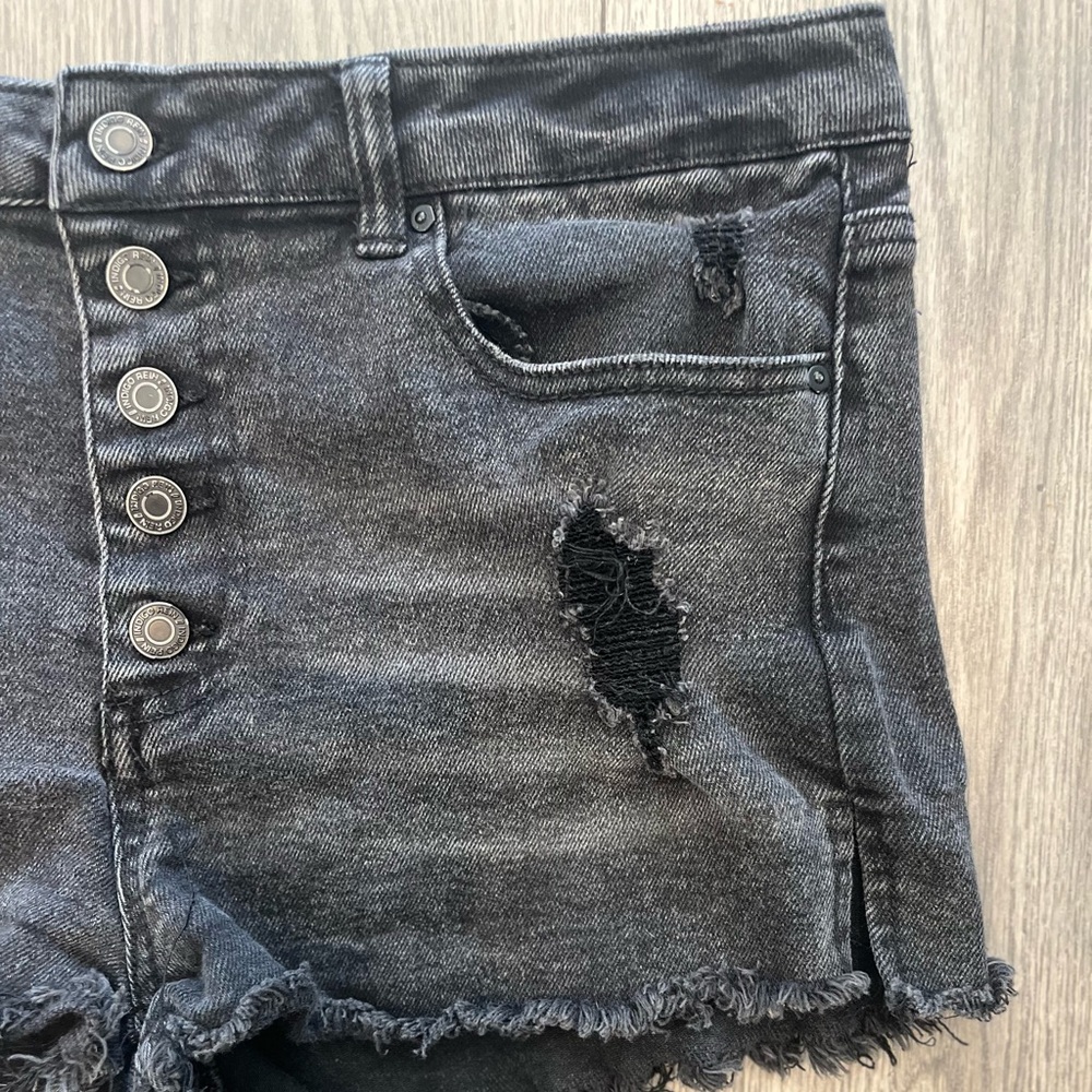 Indigo Rein Womens Juniors High Waisted Denim Jean Shorts Distressed Black 13/30 - Picture 4 of 8